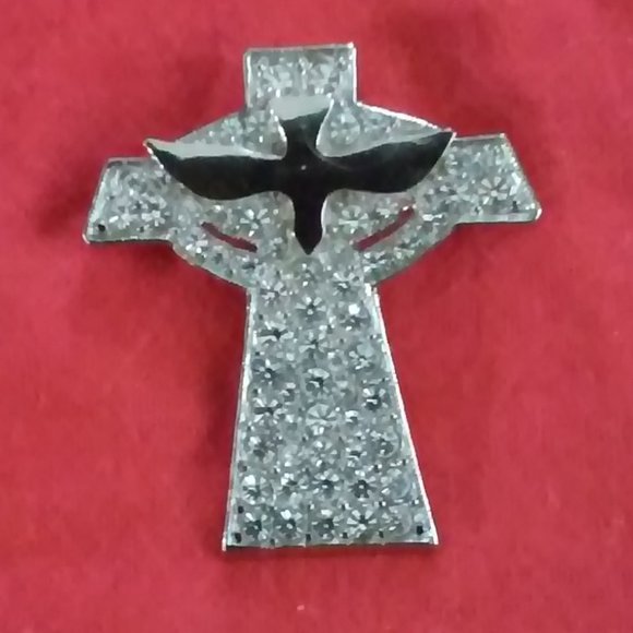 TBN Vintage Brooch Pin Unisex Silver Tone Pave Rhinestone Cross and Dove Perfec - Picture 4 of 4